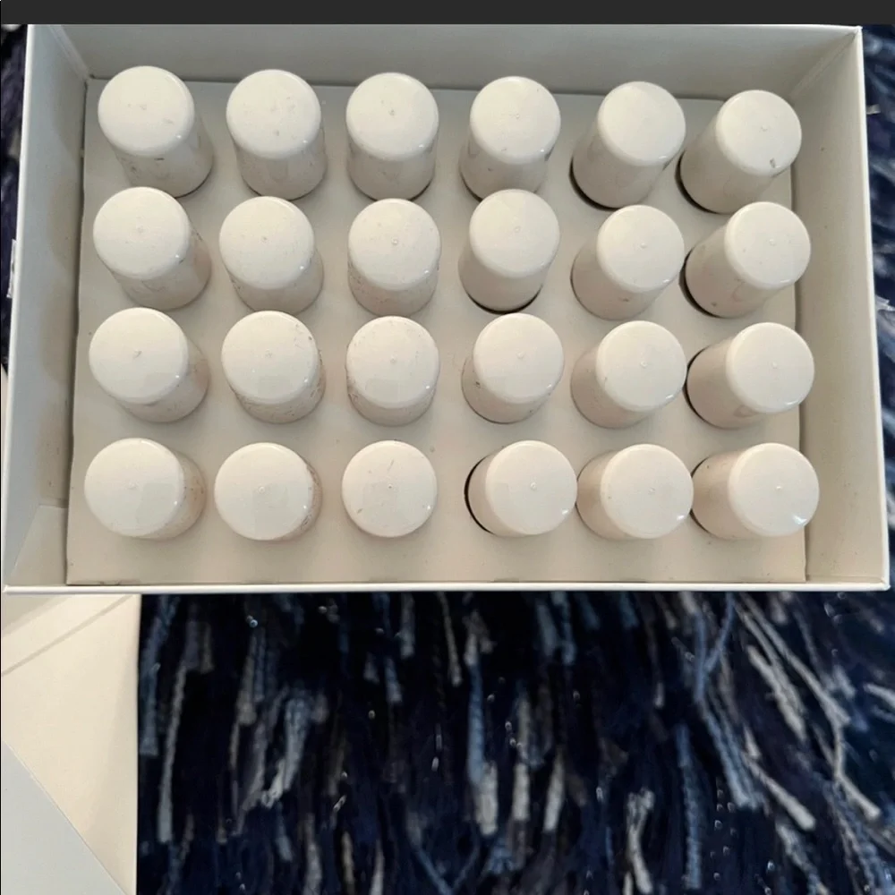 Virtue Professional Colorkick 4 vials price is firm
